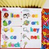 Alfabet din lemn cu imagini, joc educativ in limba engleza
