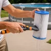 Perie pentru curățarea filtrului piscinei