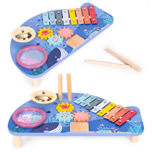 Instrument de masă cu xilofon, țambaluri, tamburină și shaker în temă nautică