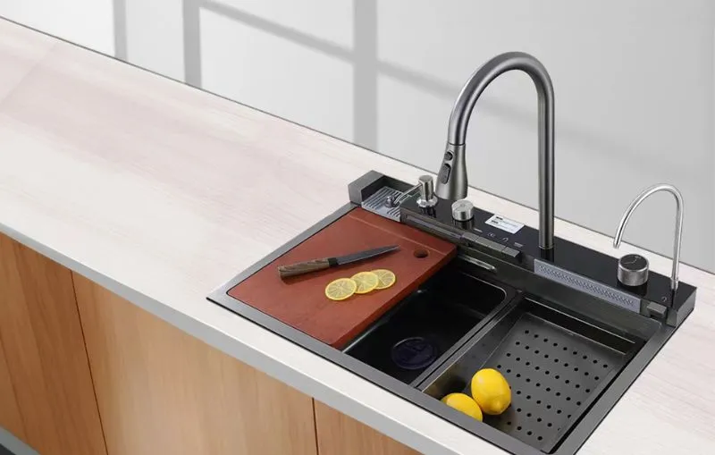 Chiuvetă multifuncțională – tot ce îți dorești pentru spălatul vaselor